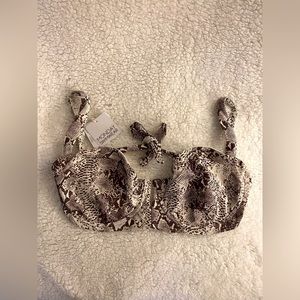 Monday Swimwear-Clovelly Top VV